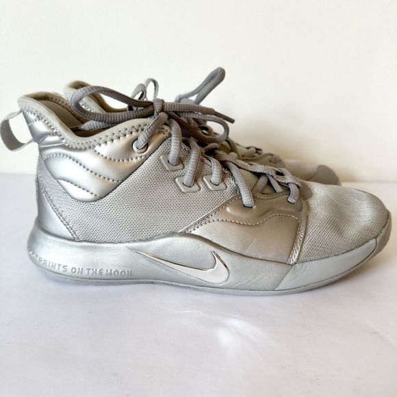 Nike NASA PG3 50th Anniversary Silver Size 5 Youth Sneakers Athletic‎ Shoes ￼ - Picture 3 of 9